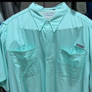 Almost New Mens Columbia 3XL fishing shirt